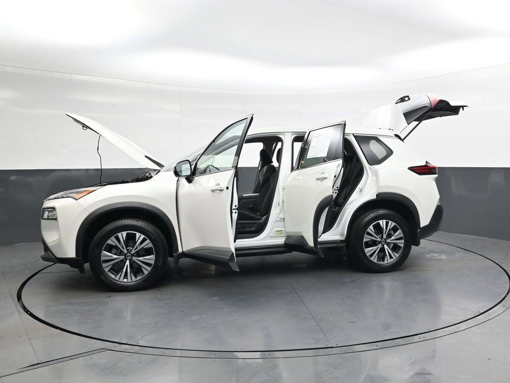 Used 2021 Nissan Rogue SV image 42