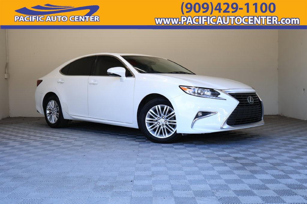 Used 2017 Lexus ES 350 w/ Accessory Package 2