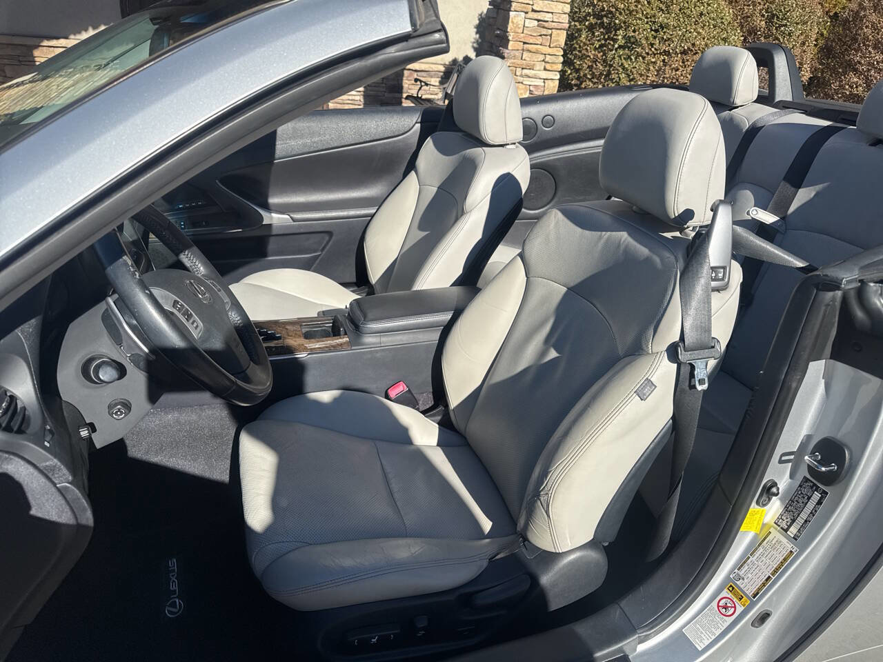 Used 2013 Lexus IS 250C w/ Luxury Pkg image 9