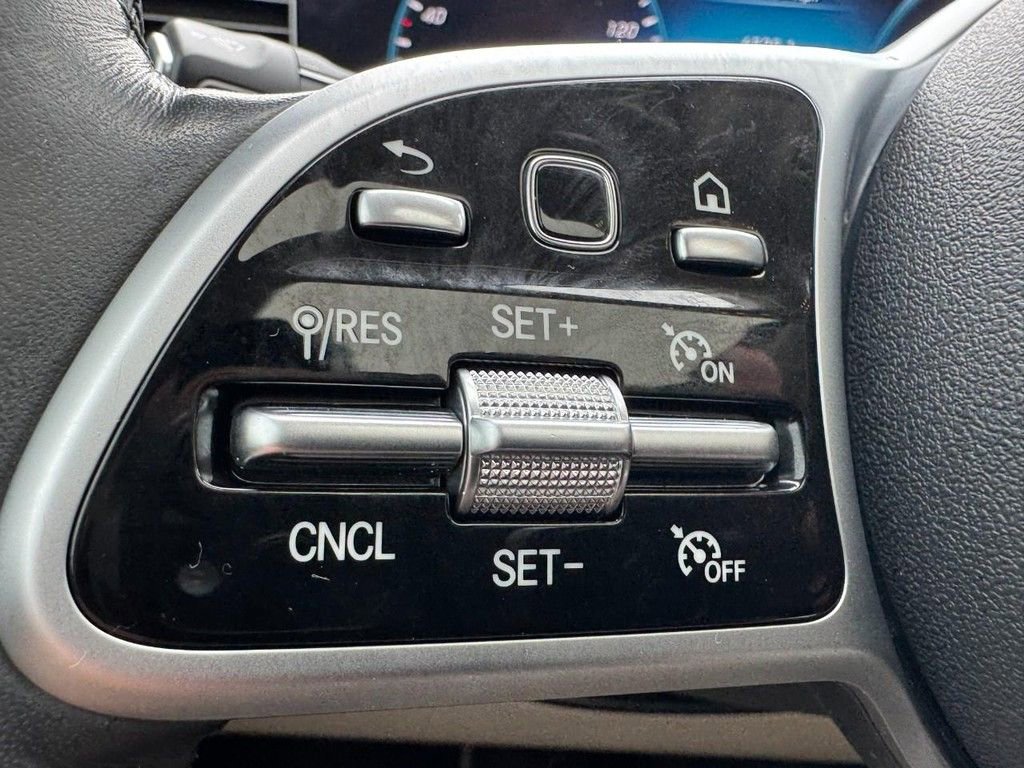 Used 2020 Mercedes-Benz GLE 350 4MATIC image 21