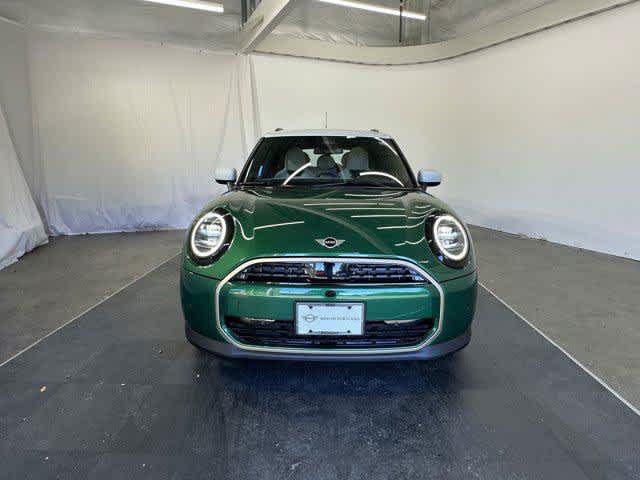 Used 2026 MINI Cooper 4-Door Hardtop FWD image 8