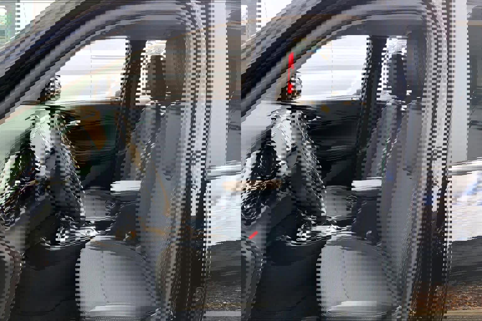 Used 2023 Buick Encore GX Select w/ Sport Touring Package image 7