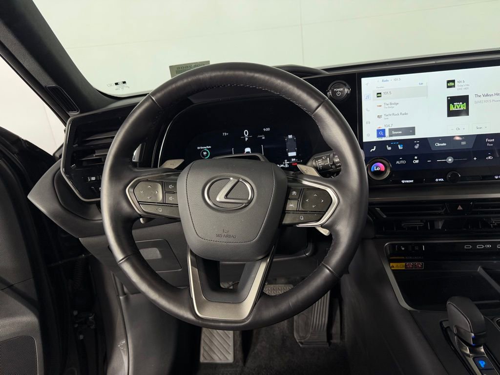 Used 2025 Lexus TX 550h AWD Plug-In Hybrid w/ Technology Package image 13