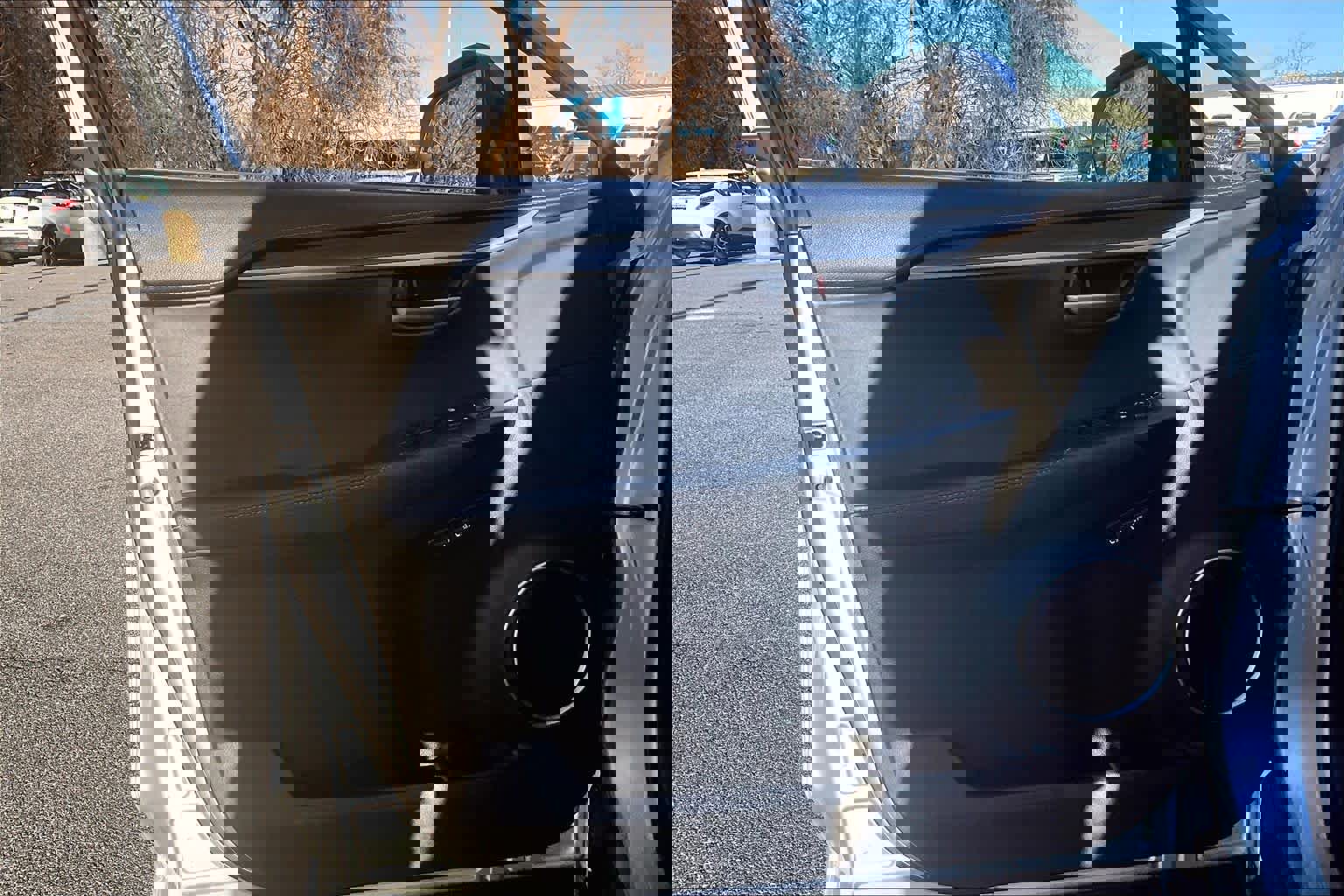 Used 2015 Lexus NX 300h AWD w/ Luxury Package image 23