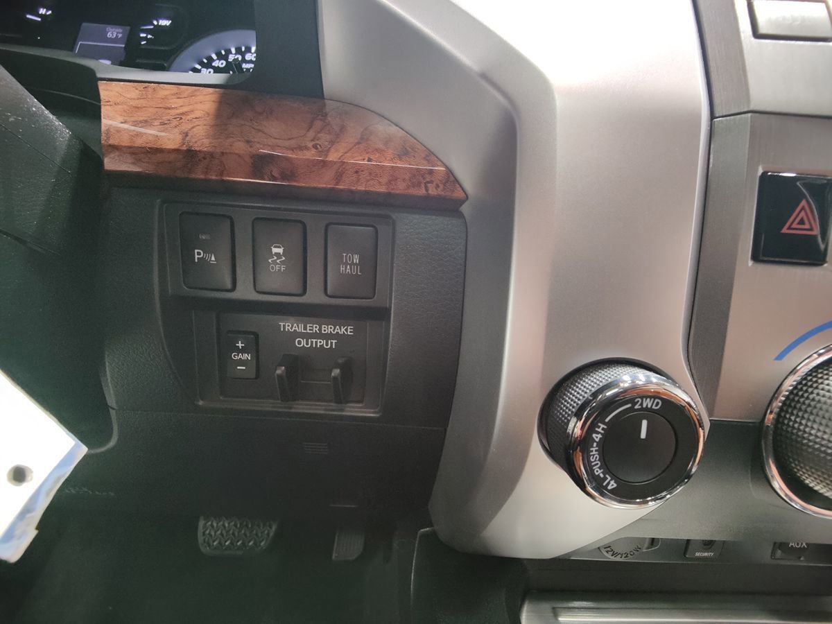 Used 2019 Toyota Tundra 1794 Edition AWD/4WD image 32