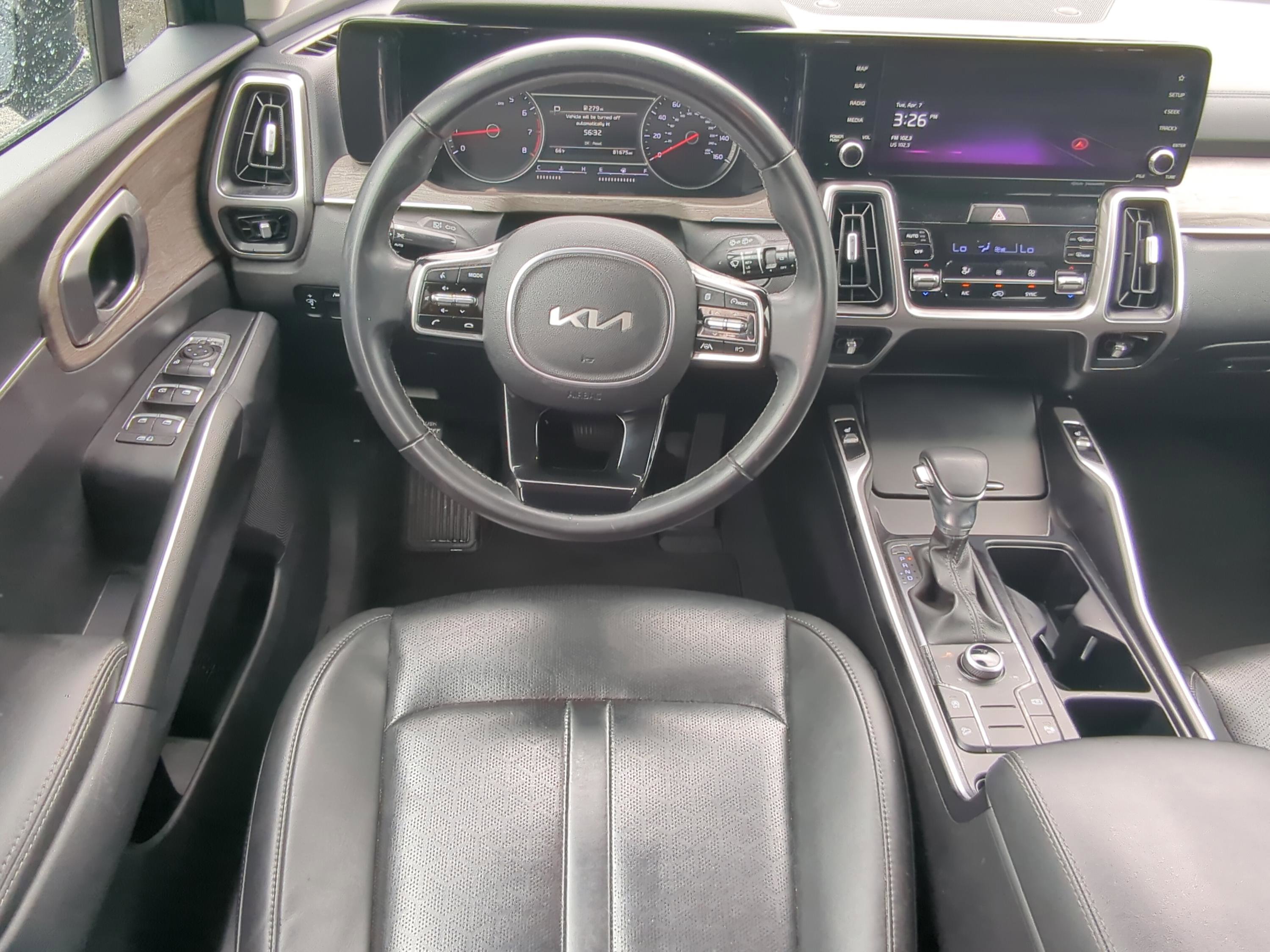 Used 2023 Kia Sorento S image 14