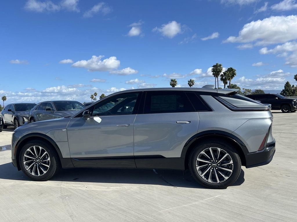 New 2026 Cadillac Lyriq Sport image 7