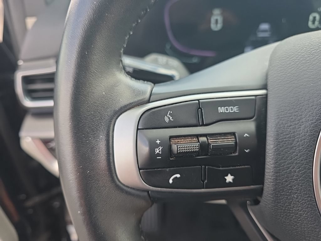 Used 2023 Kia Sportage EX FWD image 17
