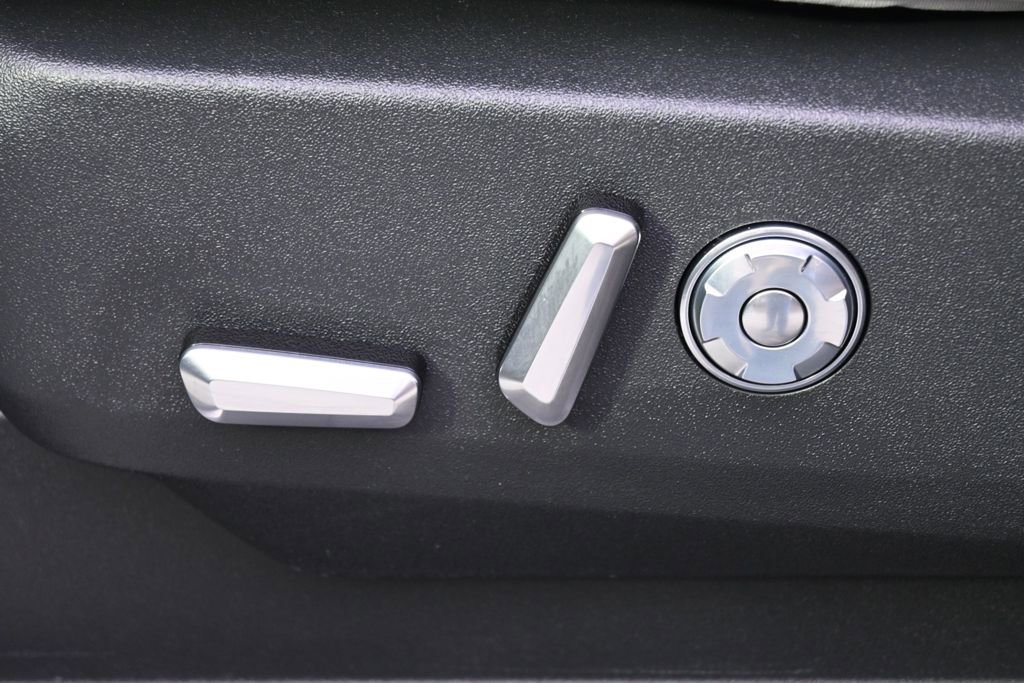 New 2026 Lincoln Navigator Reserve w/ Jet Appearance Package image 14