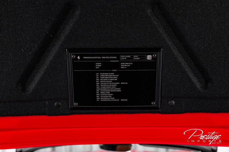 Used 2019 Ferrari Portofino image 21