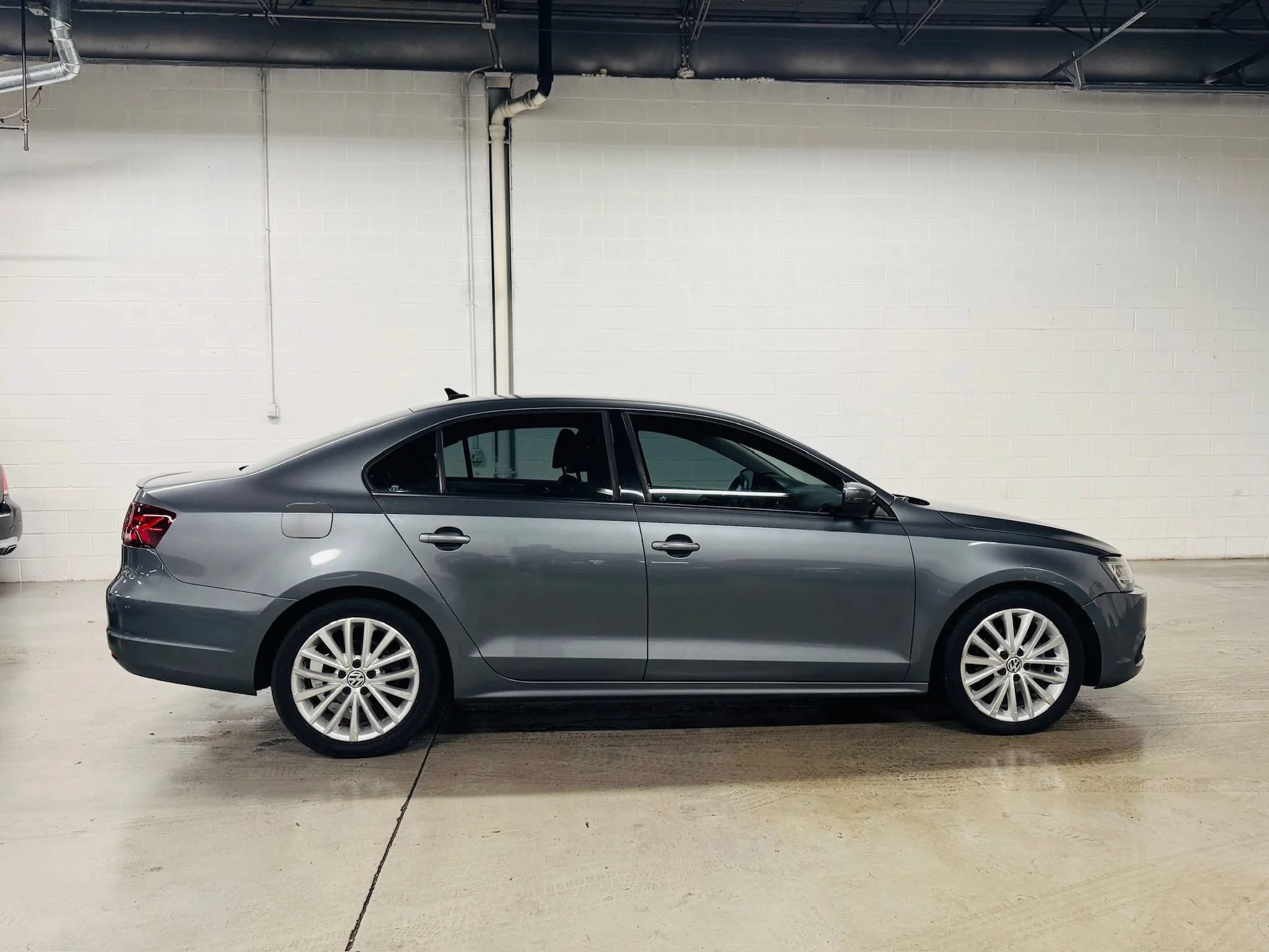 Used 2012 Volkswagen Jetta SEL FWD image 9