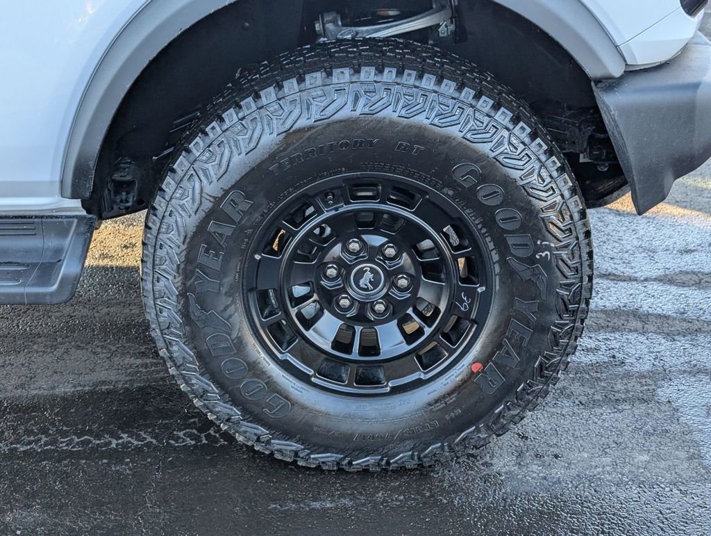 New 2026 Ford Bronco Outer Banks w/ Sasquatch Package image 17