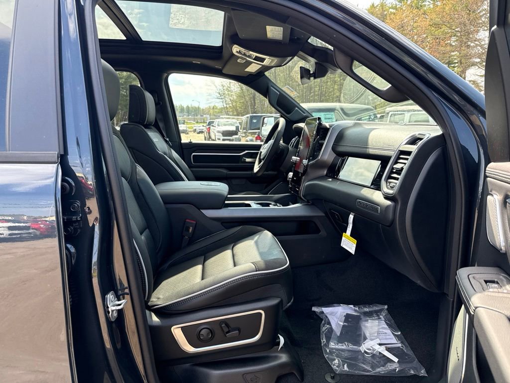 New 2026 RAM 1500 Laramie AWD/4WD image 31