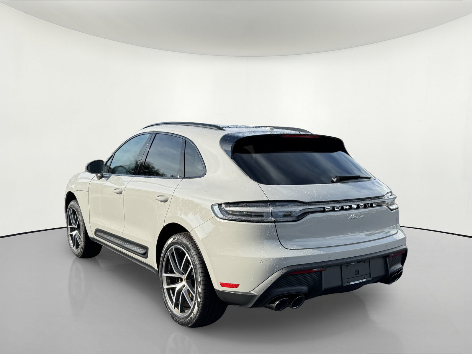 New 2025 Porsche Macan AWD/4WD image 3
