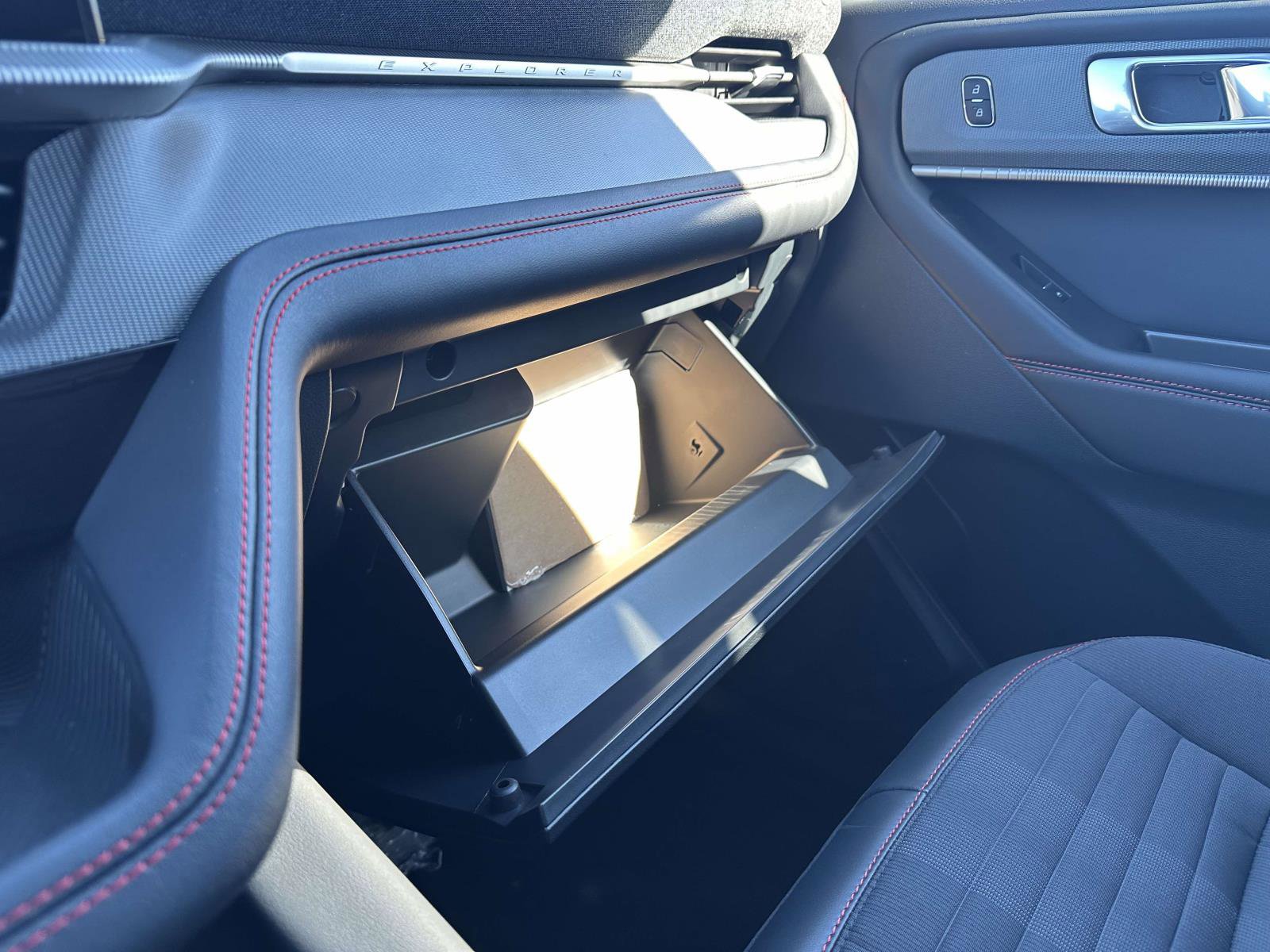 New 2026 Ford Explorer ST-Line image 16