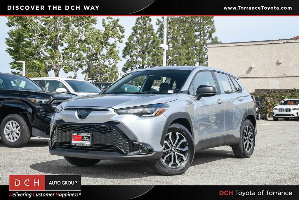 Used 2025 Toyota Corolla Cross AWD Hybrid image 1