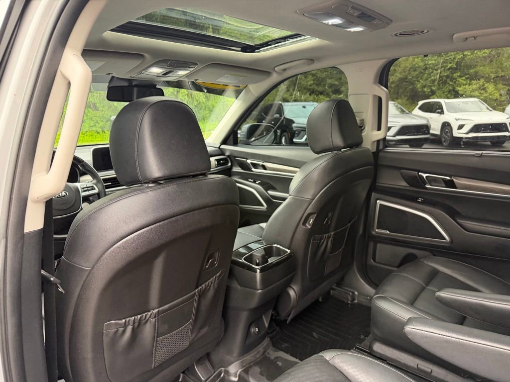 Used 2021 Kia Telluride EX w/ EX Premium Package AWD/4WD image 14