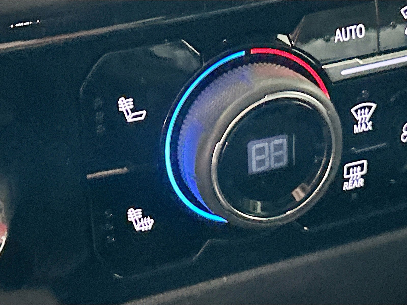 Used 2024 Chevrolet Silverado 1500 LT image 20