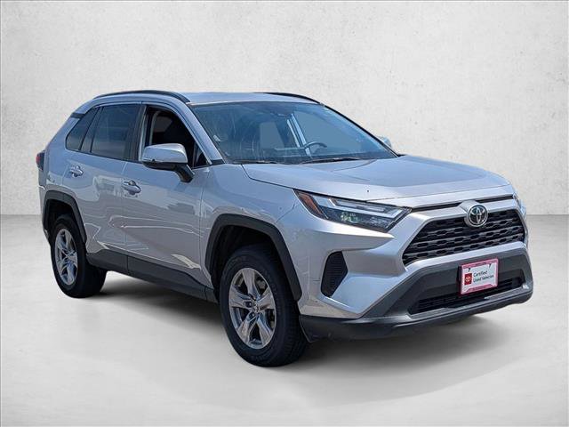 Used 2024 Toyota RAV4 XLE AWD/4WD video 3