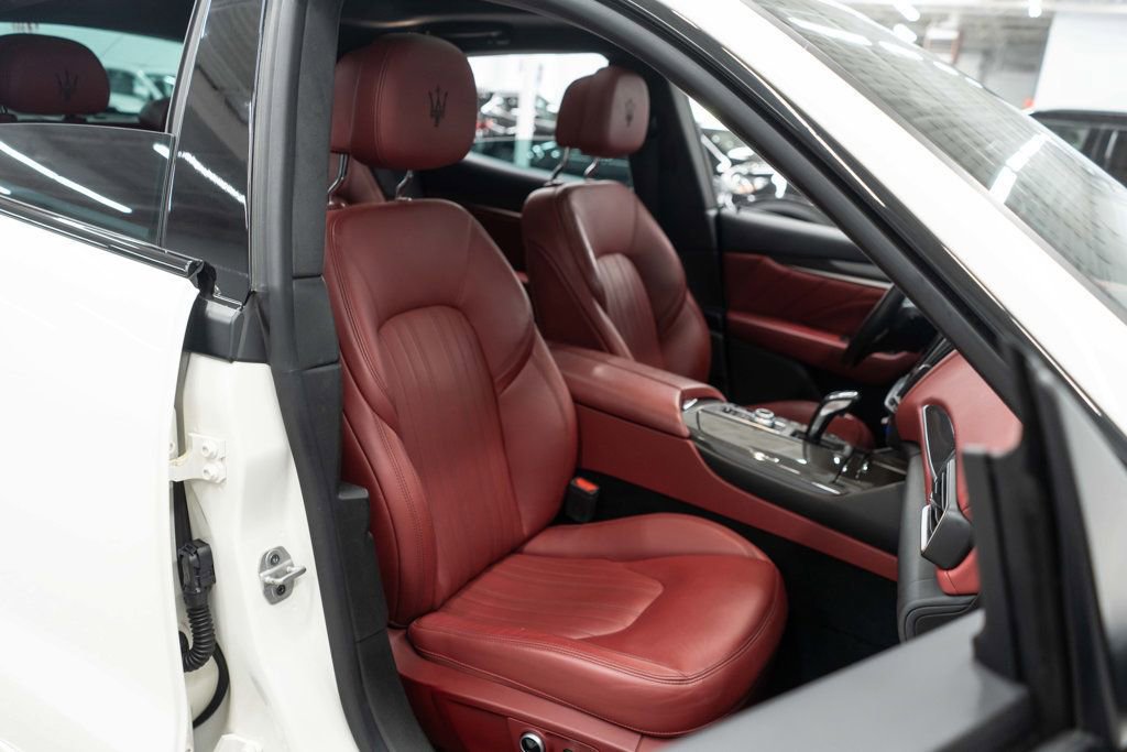 Used 2022 Maserati Levante GT AWD/4WD image 10