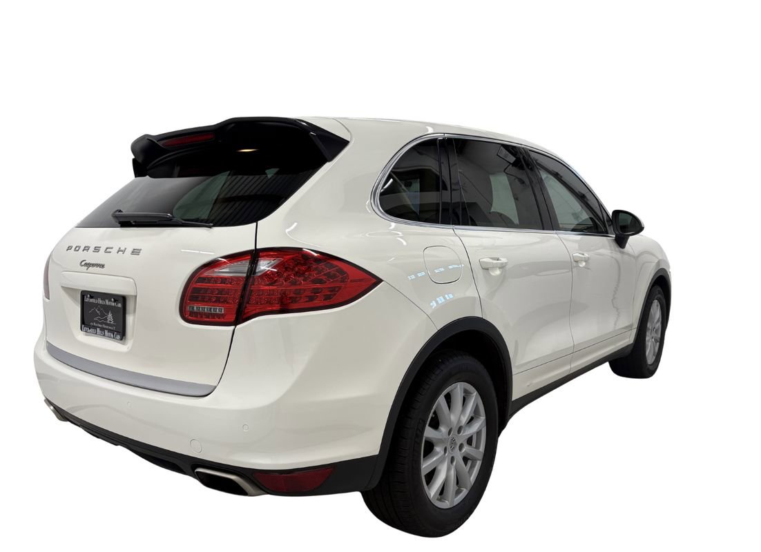 Used 2011 Porsche Cayenne AWD/4WD image 4