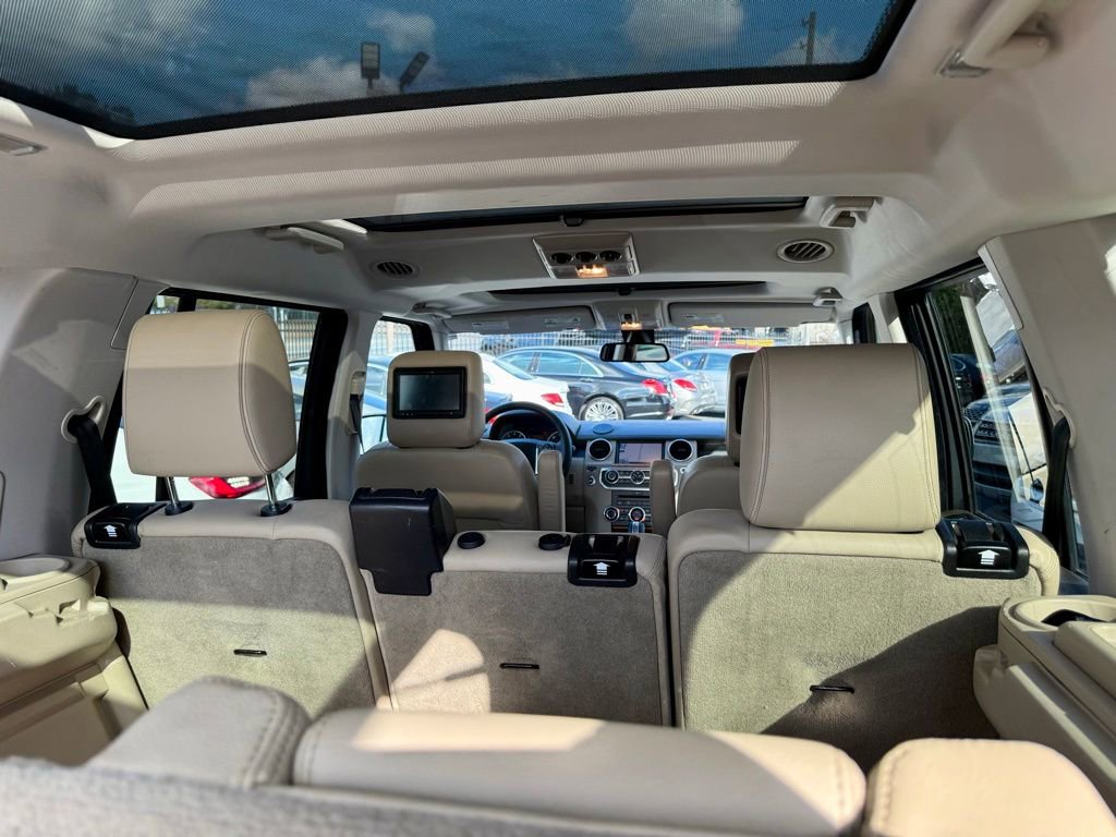 Used 2011 Land Rover LR4 HSE image 9