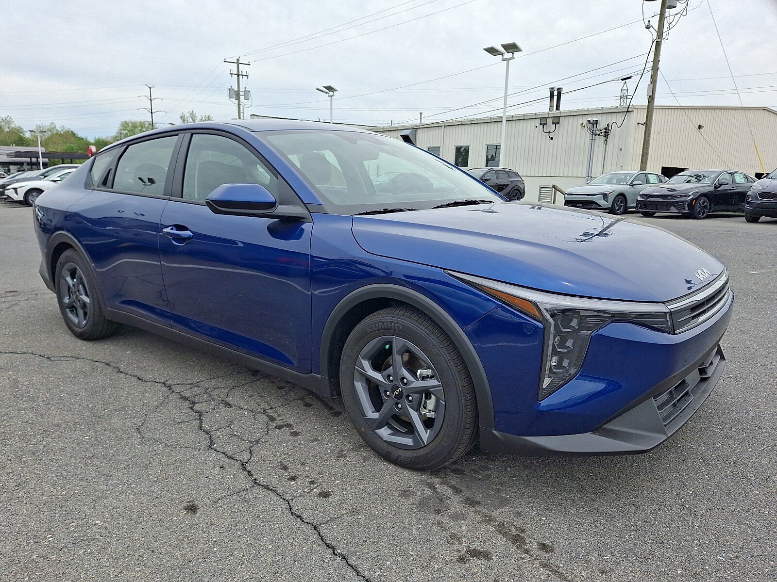 New 2026 Kia K4 FWD image 2