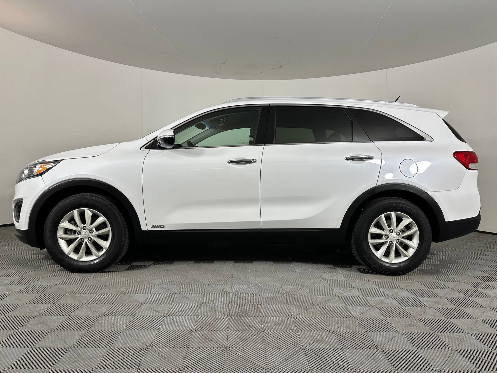 Used 2016 Kia Sorento AWD image 16