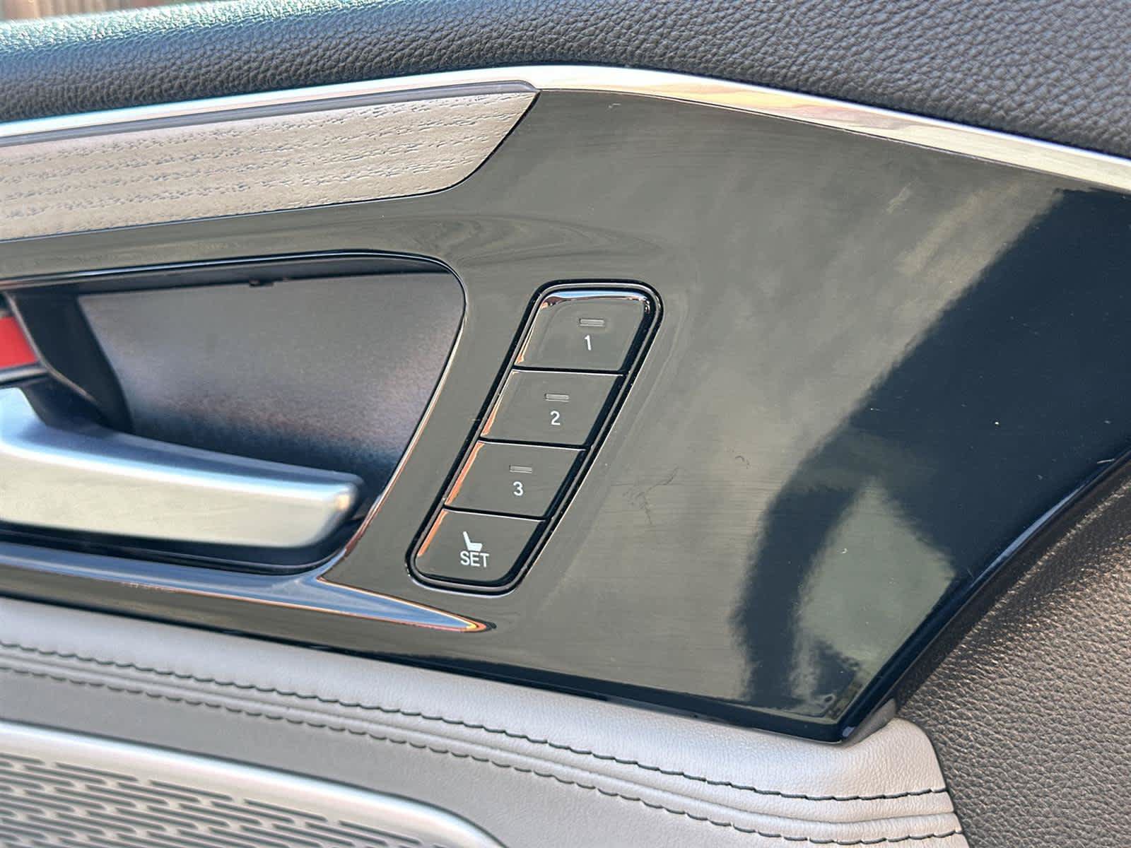 Used 2022 Acura MDX SH-AWD w/ Advance Package image 40
