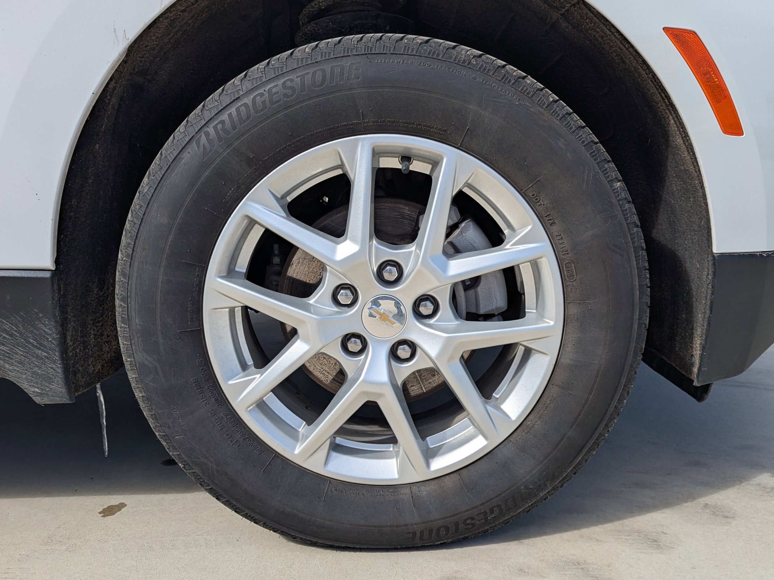 Used 2024 Chevrolet Equinox LT AWD/4WD image 11