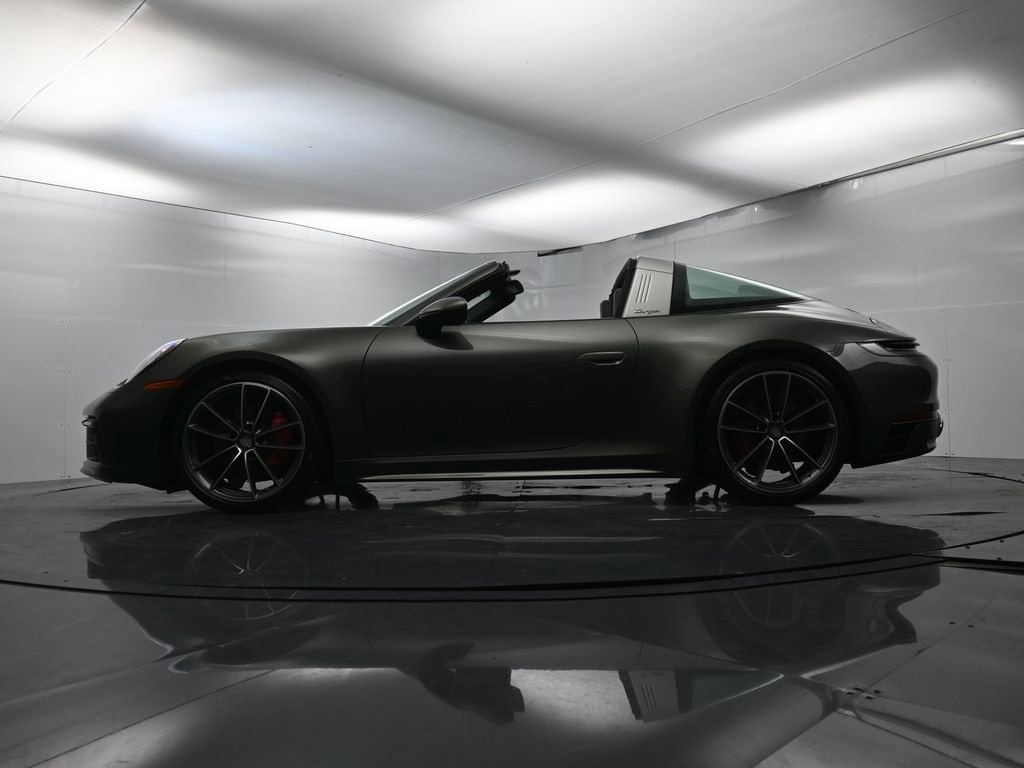 Used 2021 Porsche 911 Targa 4S w/ Sportdesign Package image 50