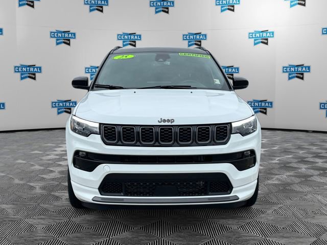 Certified 2025 Jeep Compass Limited w/ High Altitude Package image 9