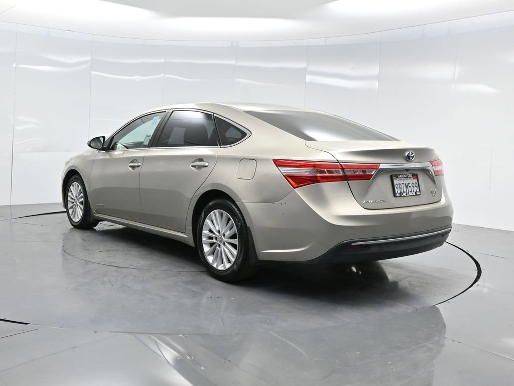 Used 2013 Toyota Avalon Limited image 5