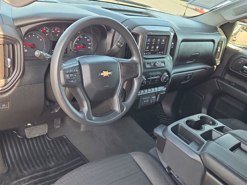 Certified 2022 Chevrolet Silverado 1500 Custom RWD image 2