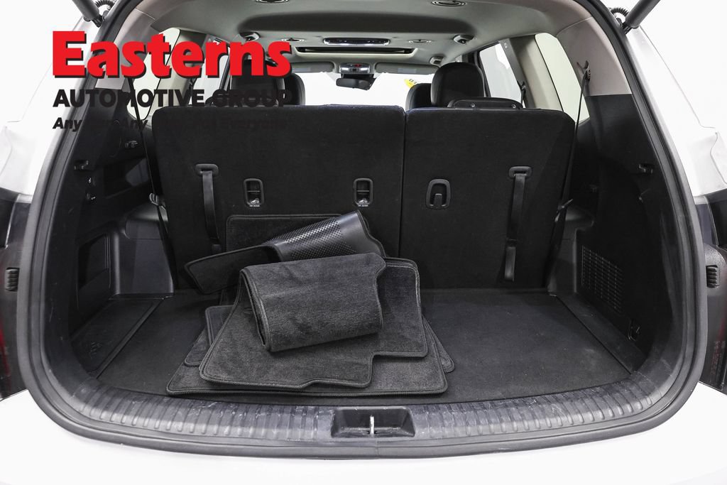 Used 2025 Kia Telluride S FWD image 9