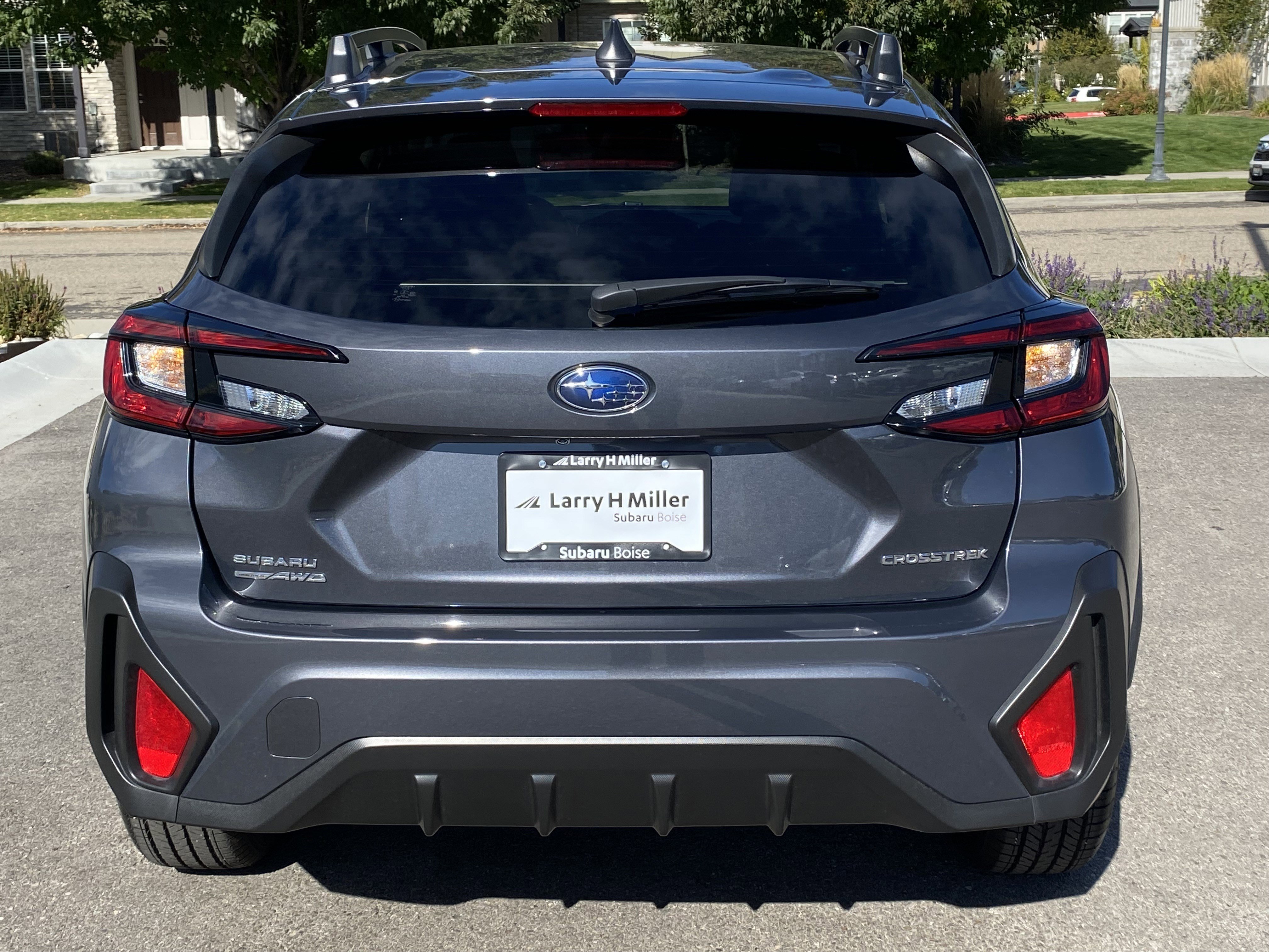 Used 2025 Subaru Crosstrek 2.5i Premium w/ Crosstrek Mirror Package image 5