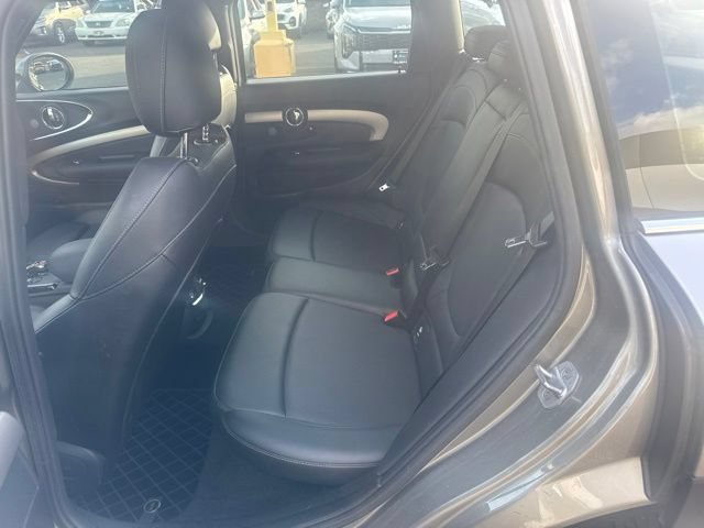Used 2016 MINI Cooper Clubman FWD image 11