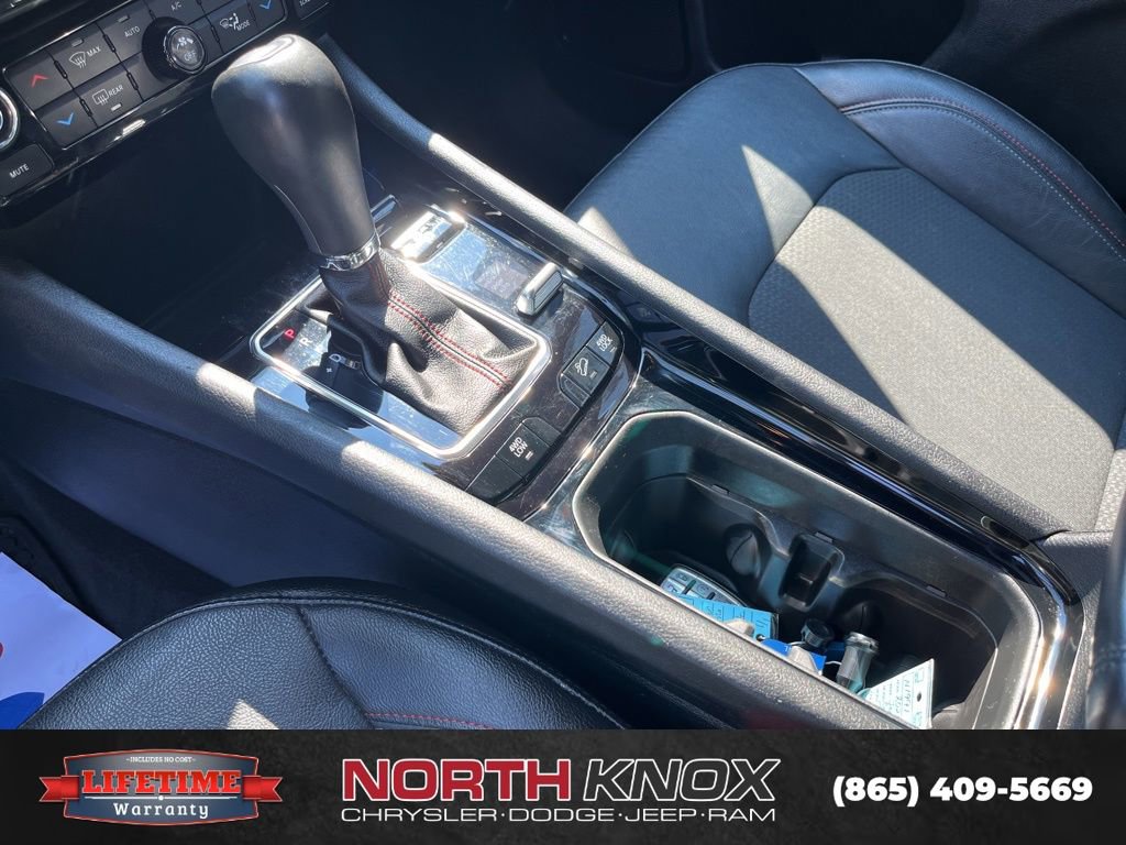 Used 2024 Jeep Compass Trailhawk AWD/4WD image 10