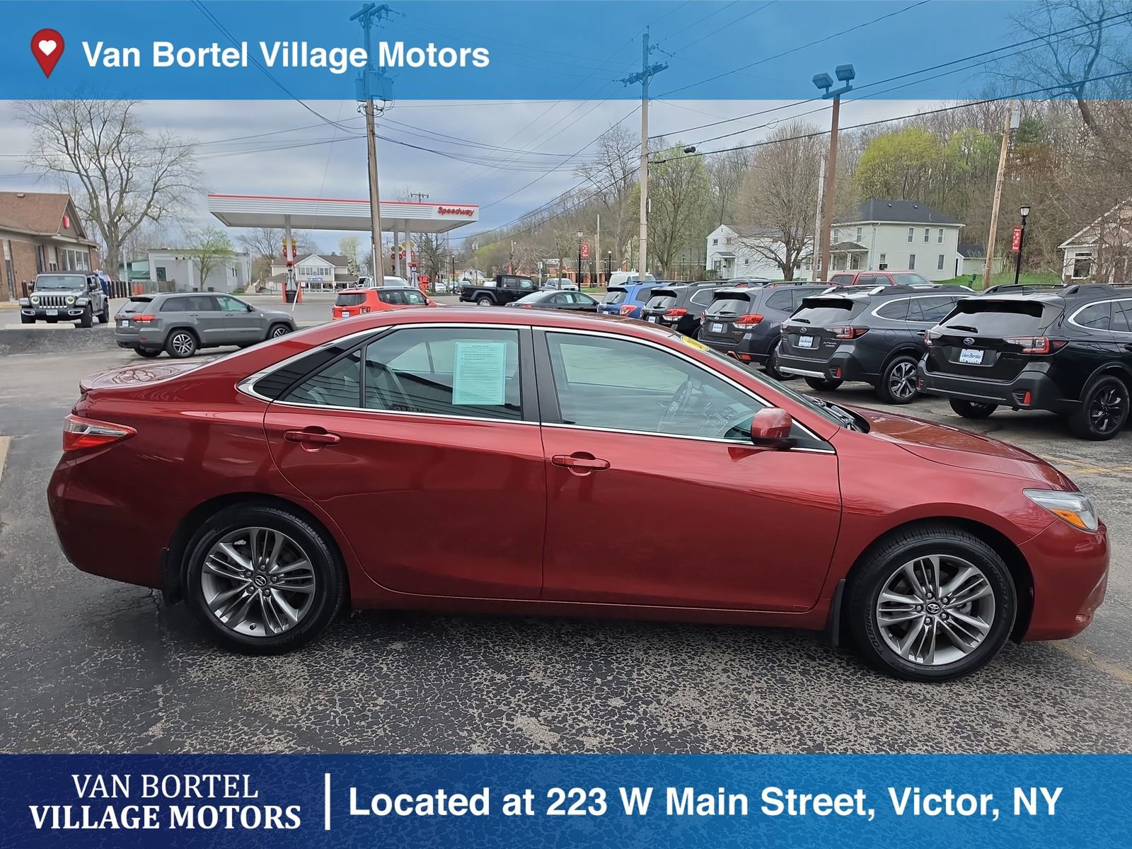 Used 2017 Toyota Camry SE FWD image 4