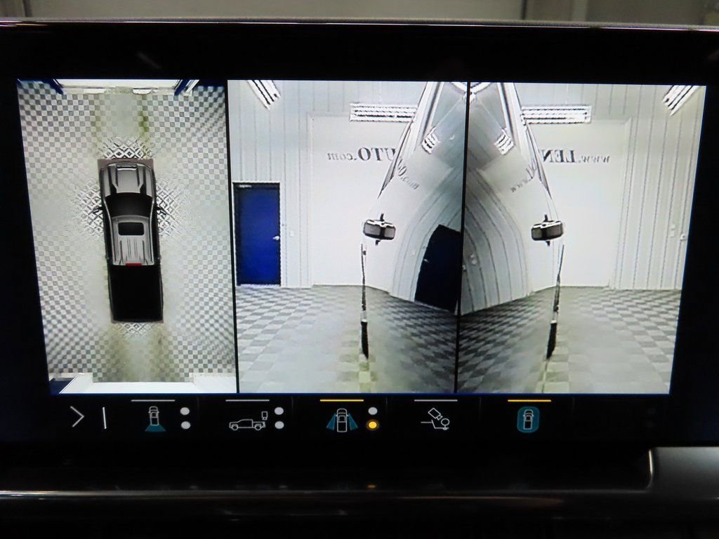 Used 2025 Chevrolet Silverado 2500 LT image 20