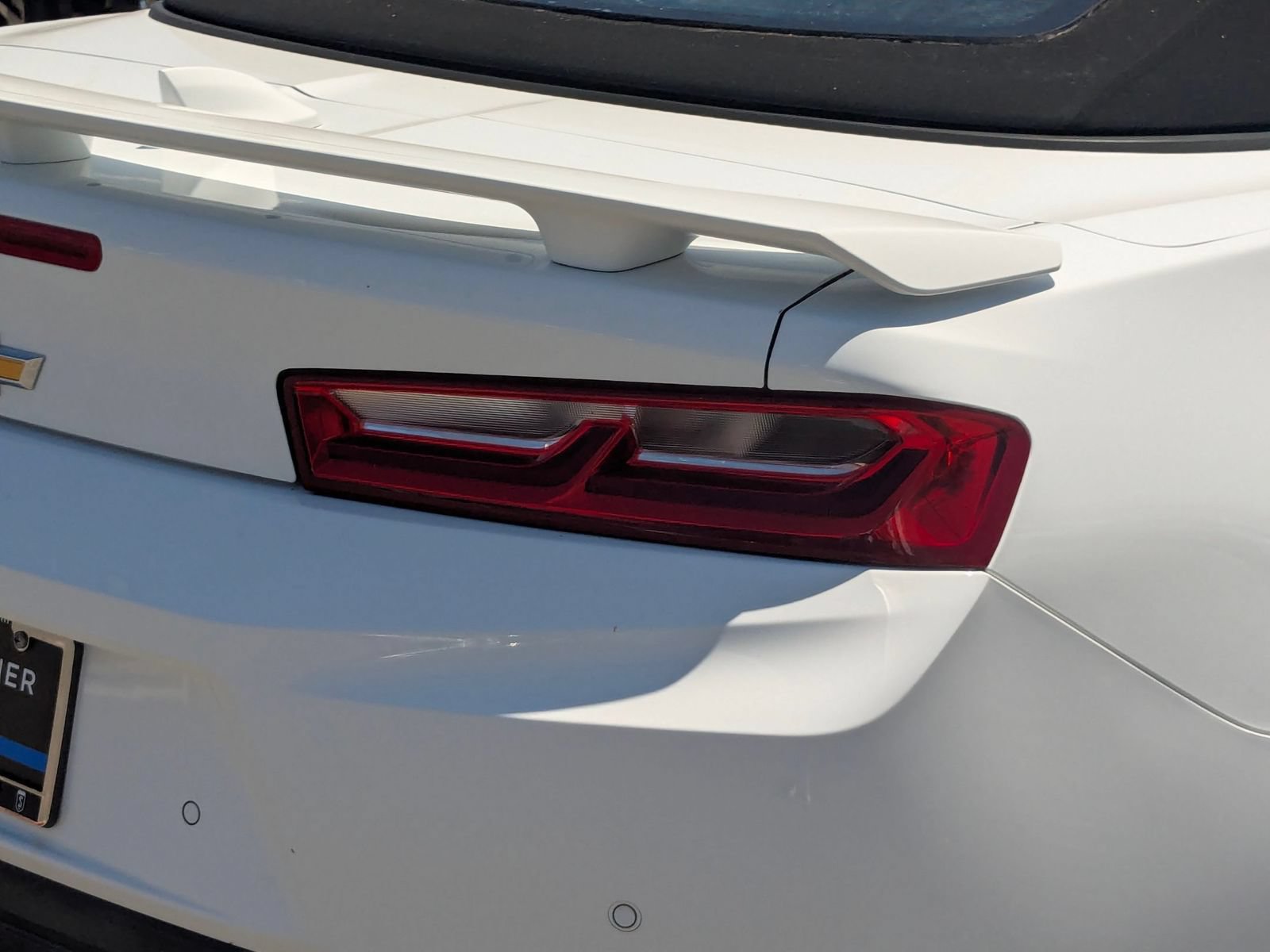 Used 2016 Chevrolet Camaro LT RWD image 12