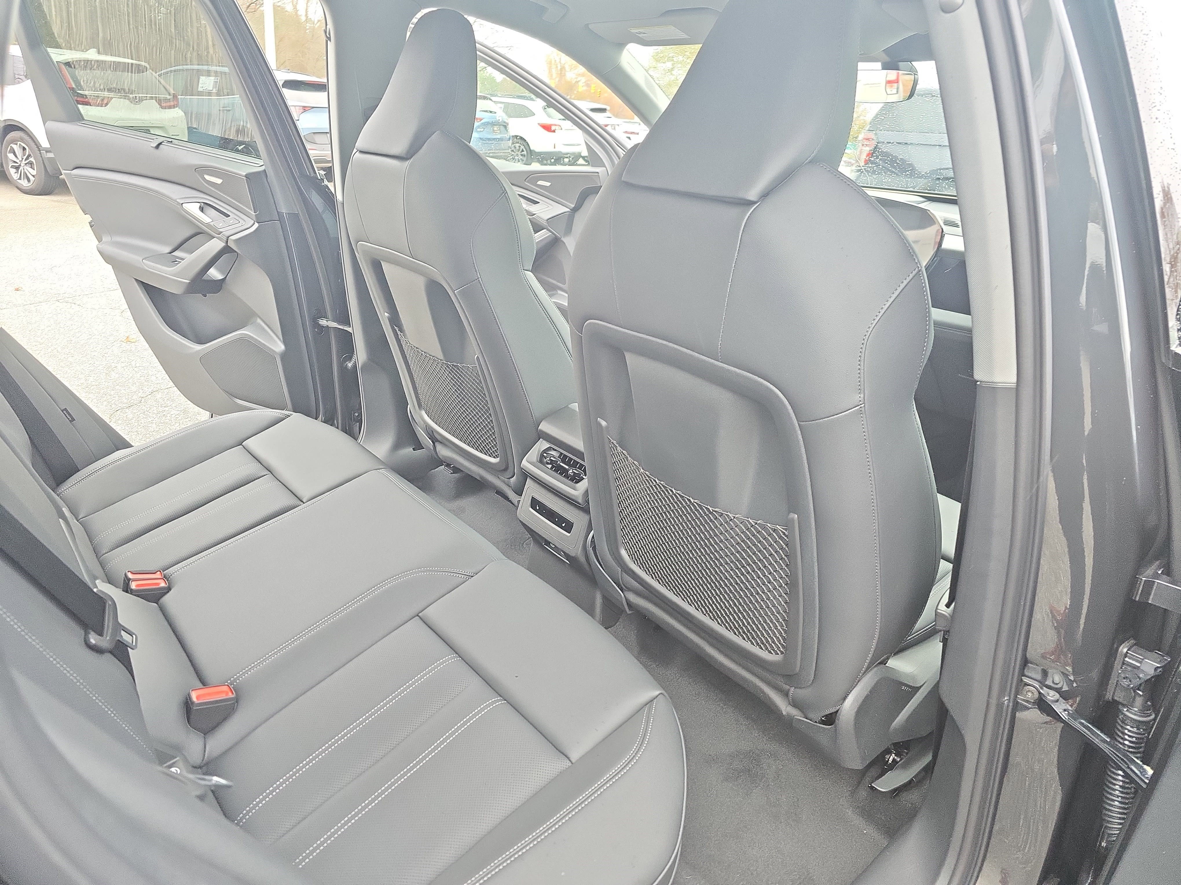 New 2025 Audi Q6 e-tron Premium Plus image 11