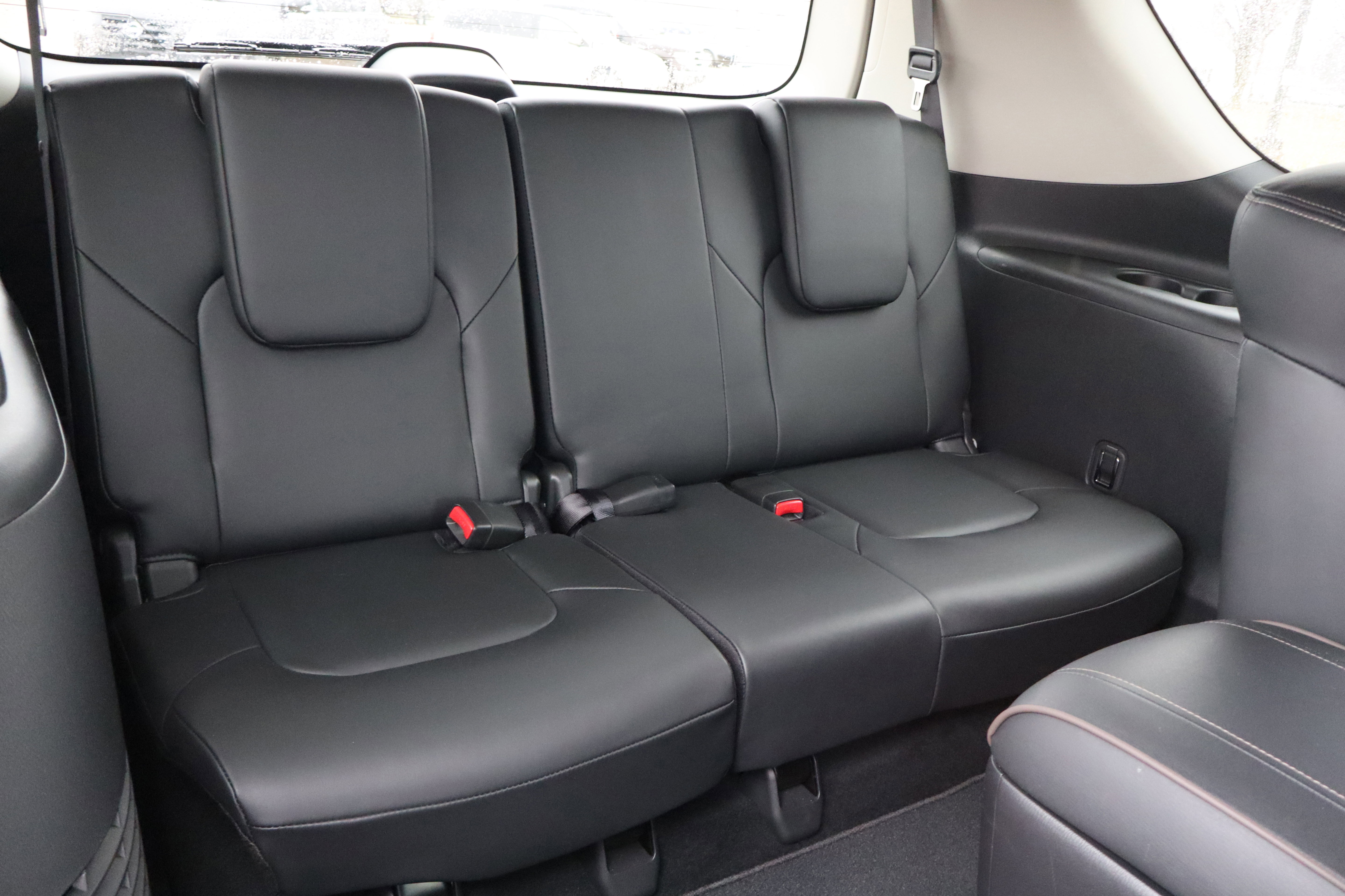 Used 2024 Nissan Armada Platinum w/ Captain's Chairs Package image 13