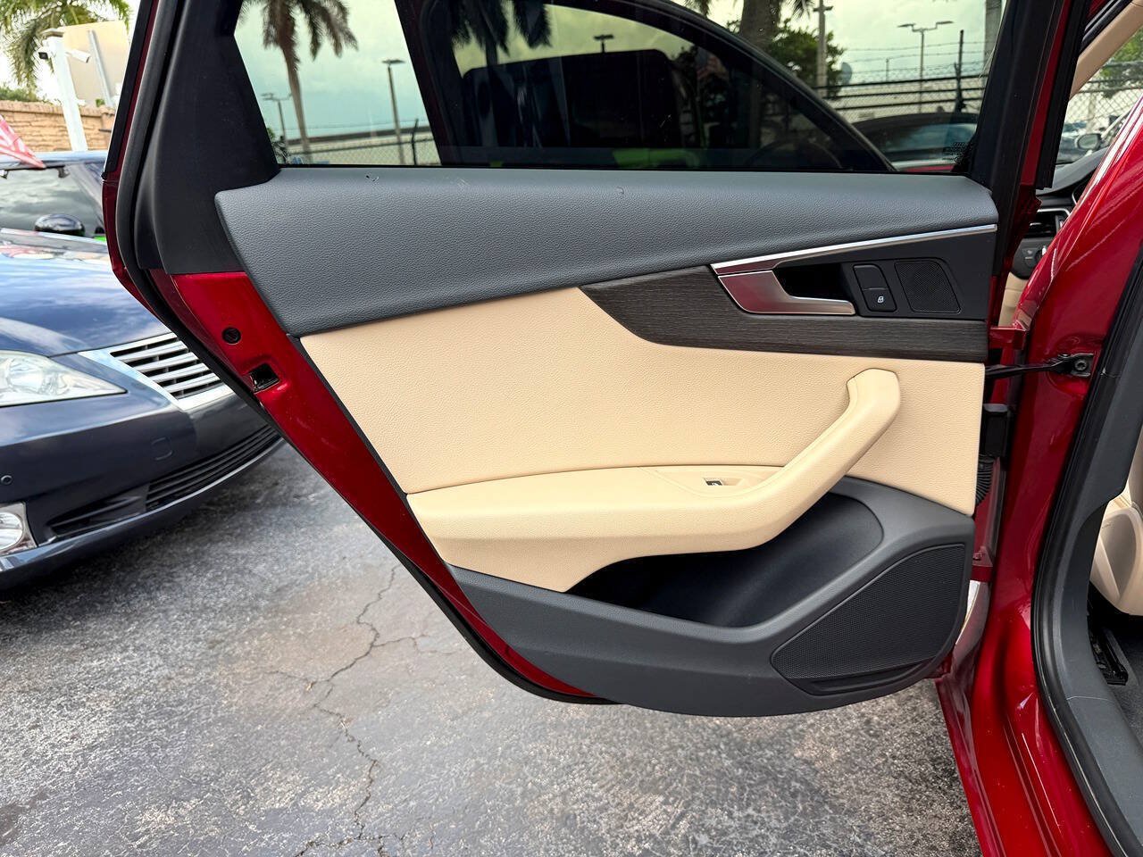 Used 2019 Audi A4 2.0T Premium FWD image 27
