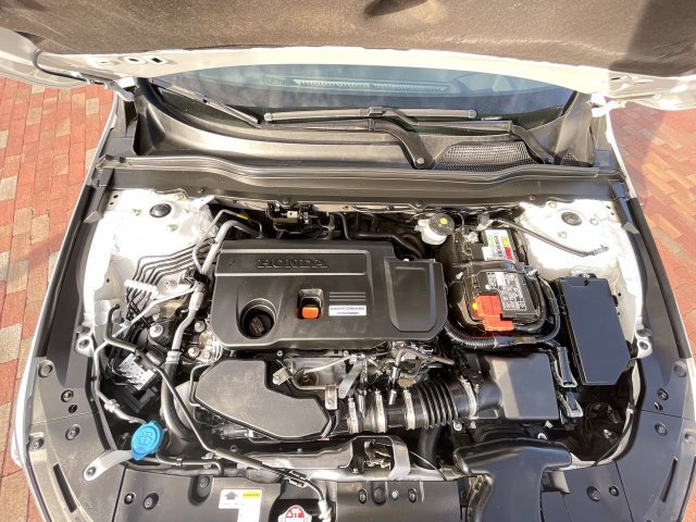 Used 2020 Honda Accord Touring image 23