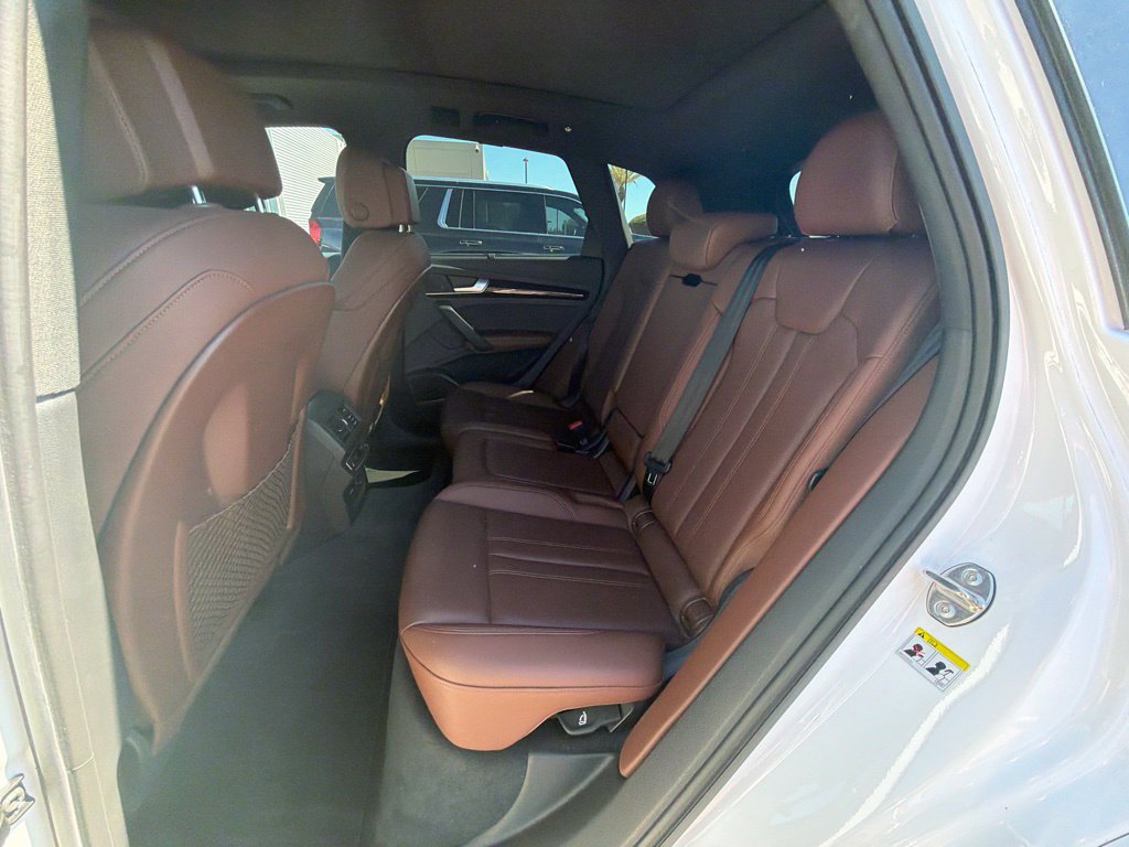 Used 2020 Audi Q5 2.0T Premium Plus w/ Premium Plus Package AWD/4WD image 8