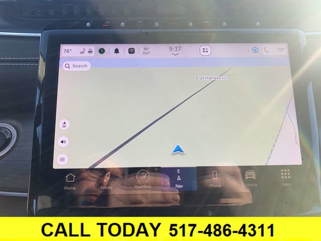 Used 2023 Jeep Grand Cherokee Limited image 14