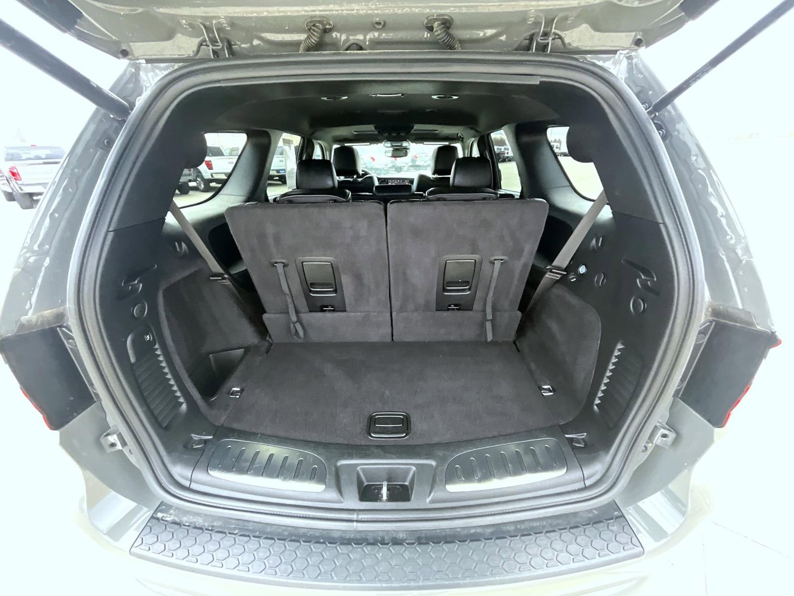 Used 2025 Dodge Durango GT image 29