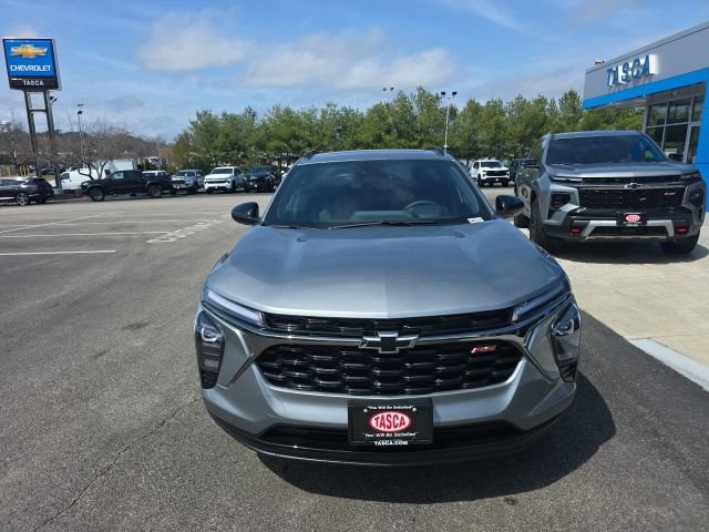 New 2026 Chevrolet Trax RS w/ Sunroof Package image 8