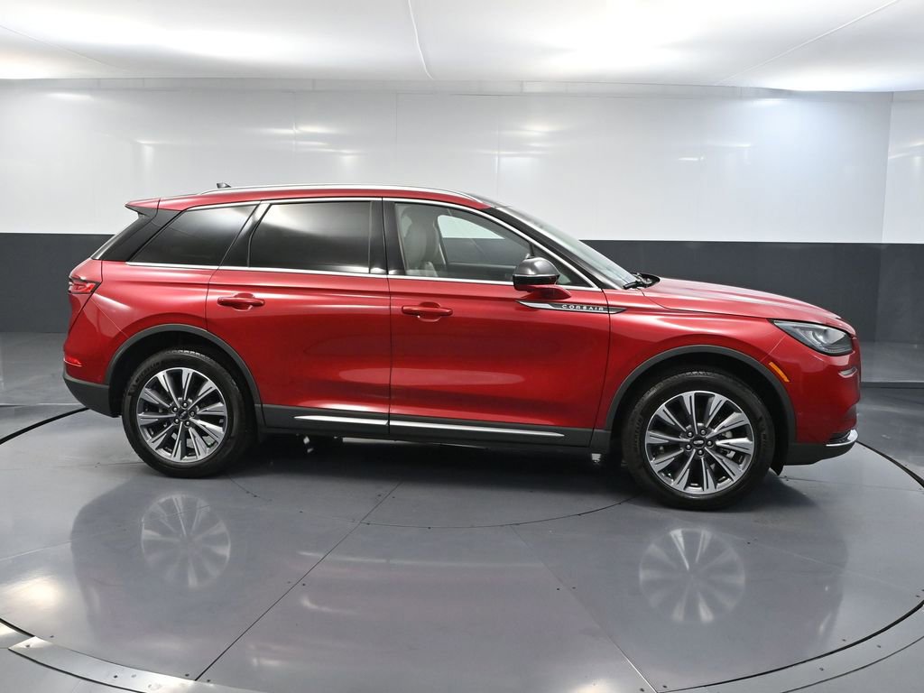 Used 2022 Lincoln Corsair Reserve w/ Equipment Group 201A image 4